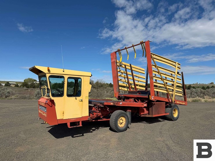 new-holland-1085-image-1