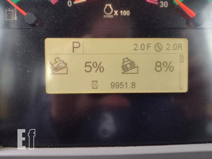 2015-caterpillar-d6t-xl-image-6