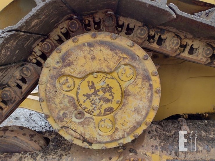 caterpillar-d6-image-29