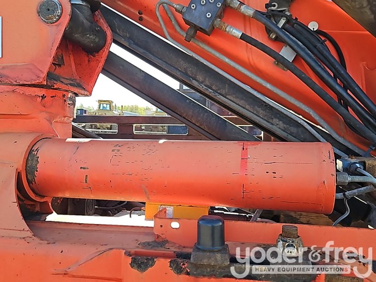 2008-international-7400-image-23