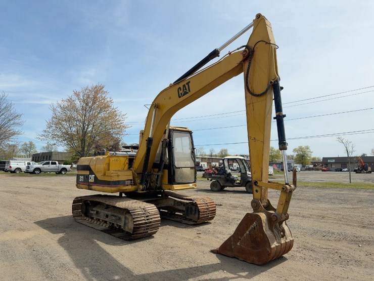 1993-caterpillar-311-image-7