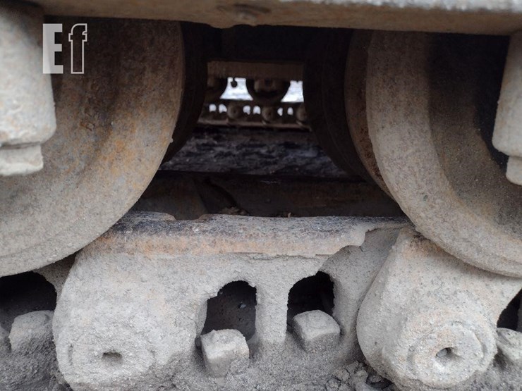 2015-caterpillar-d6t-xl-image-31