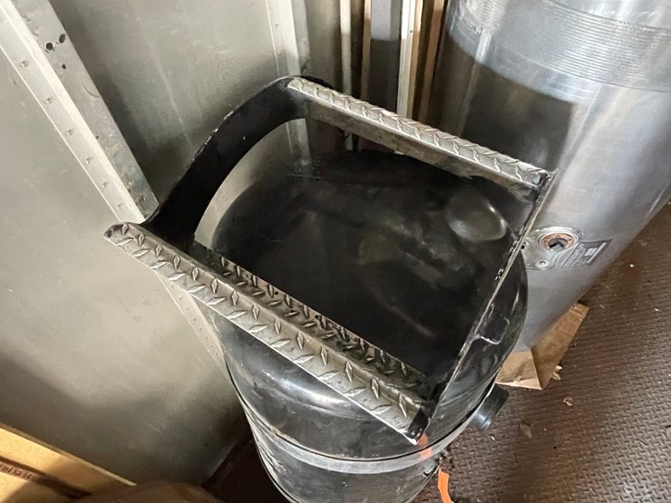 peterbilt-358-image-4