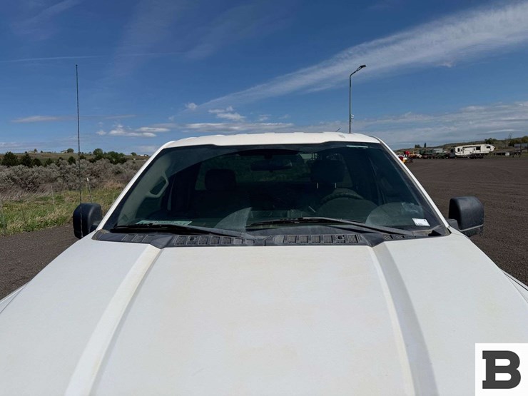 2016-ford-f150-image-9