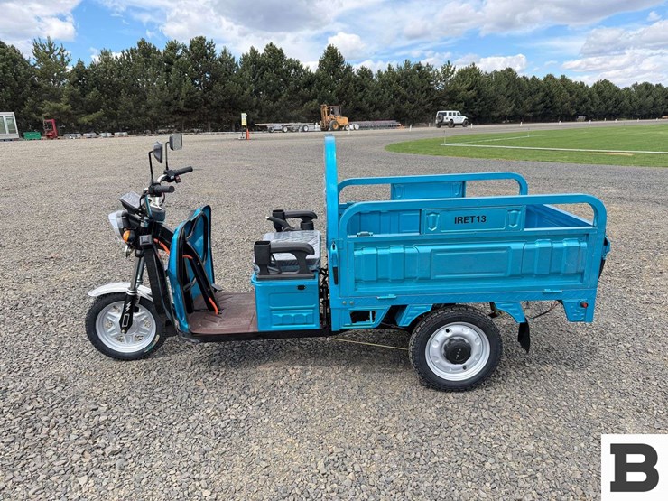 2025-ir-iret13-electric-tricycle-image-2