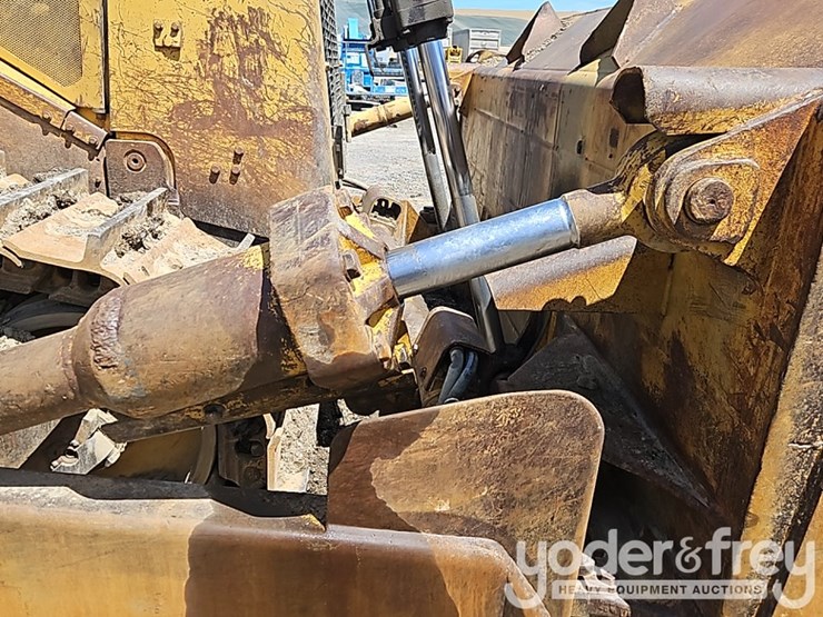1990-caterpillar-d9n-image-12