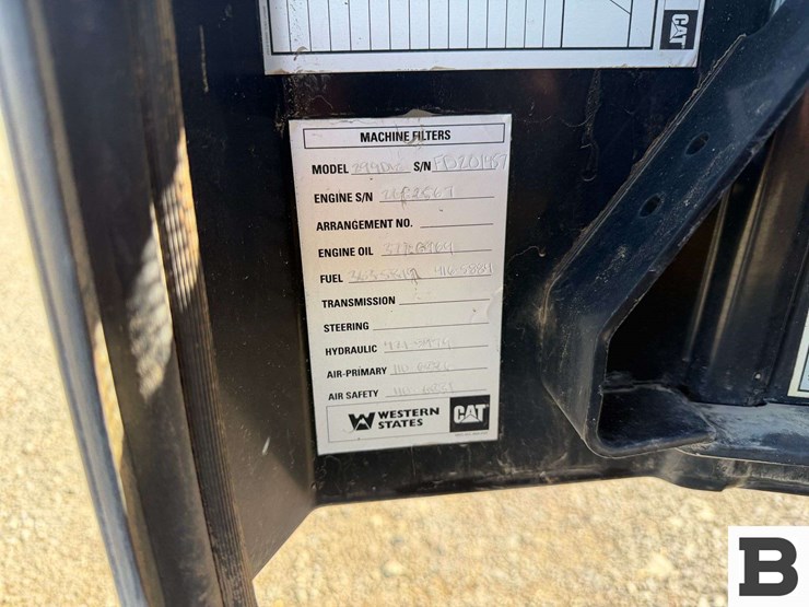 2017-caterpillar-299d2-image-29