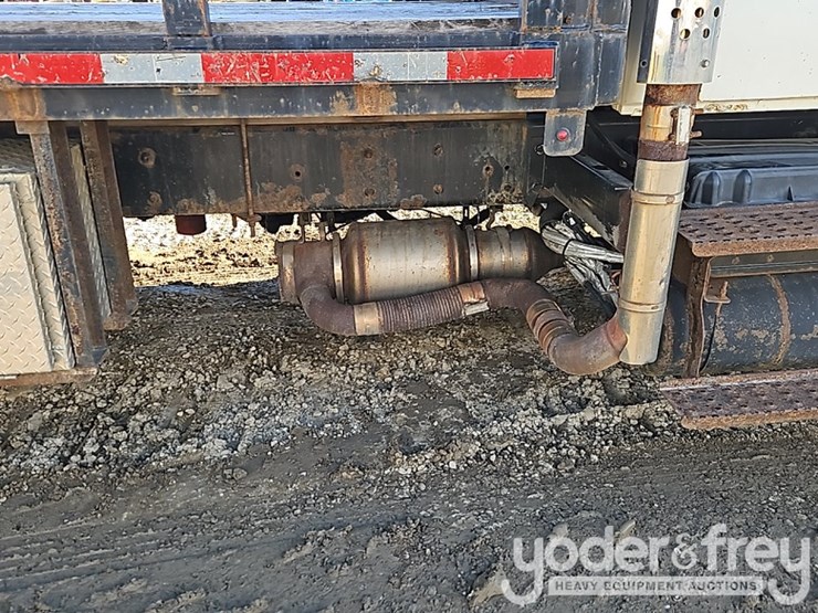 2008-international-7400-image-10