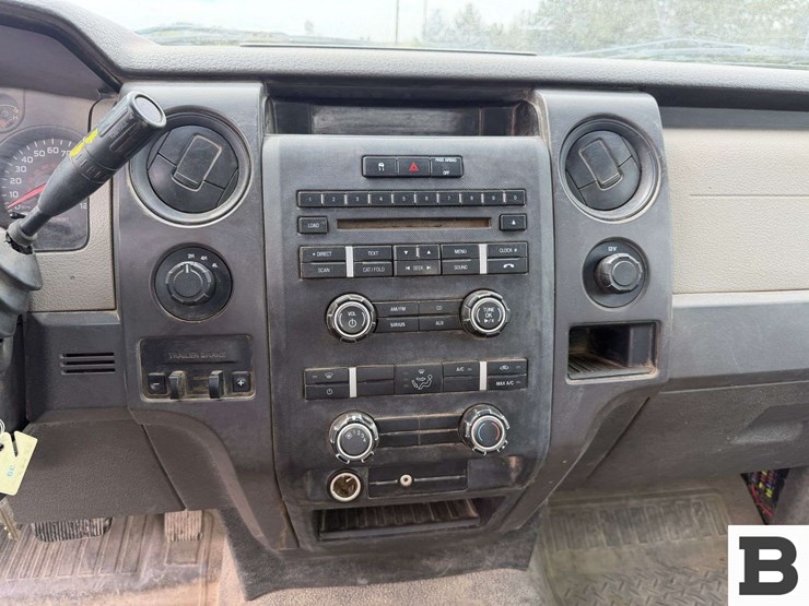 2010-ford-f150-image-28