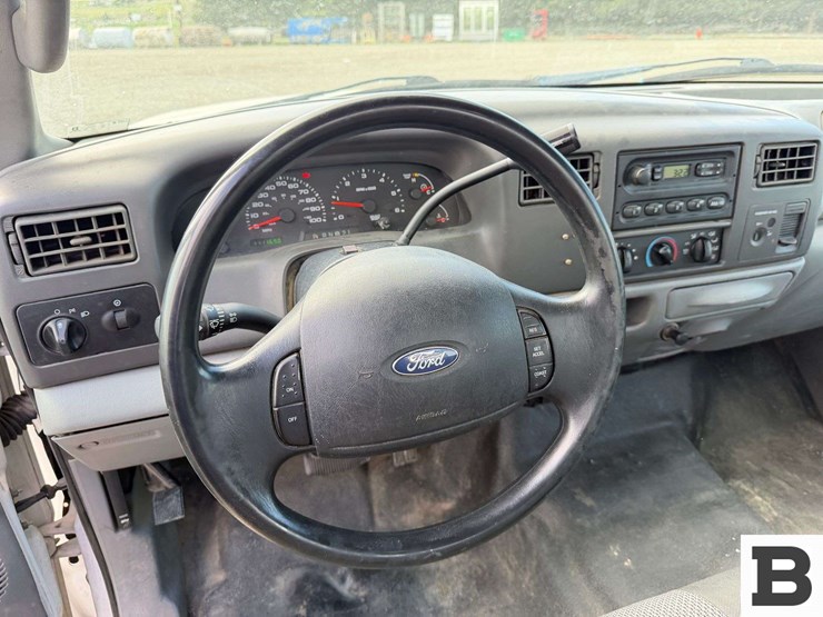 2004-ford-f250-image-27