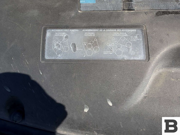 2002-chevrolet-silverado-2500hd-image-46