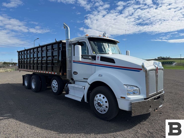 2017-kenworth-t880-image-7