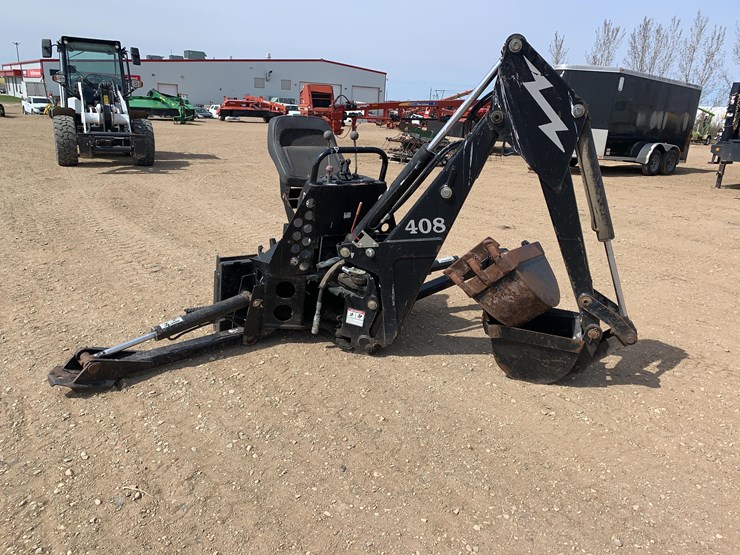bradco-408w-skid-steer-backhoe-attachment-image-1