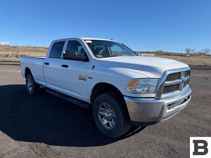 2017-dodge-2500-image-6