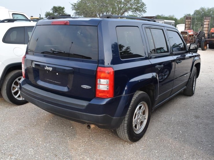 2017-jeep-patriot-image-3