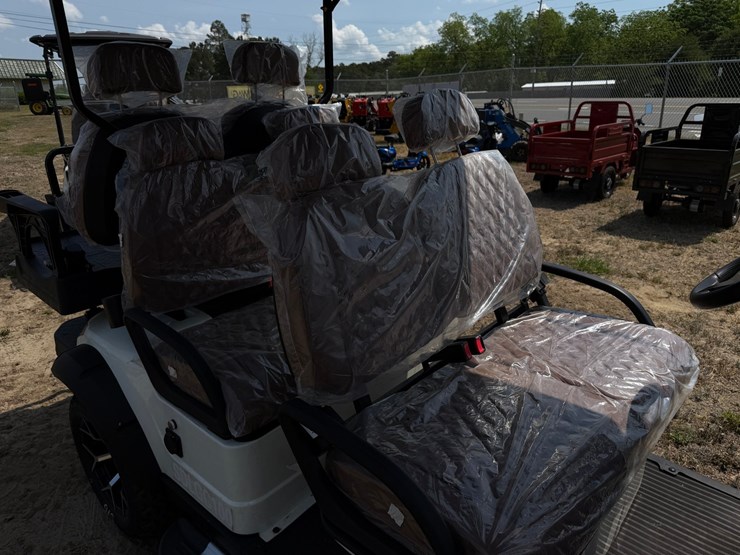 #577-•-#576-•-golf-cart-image-9