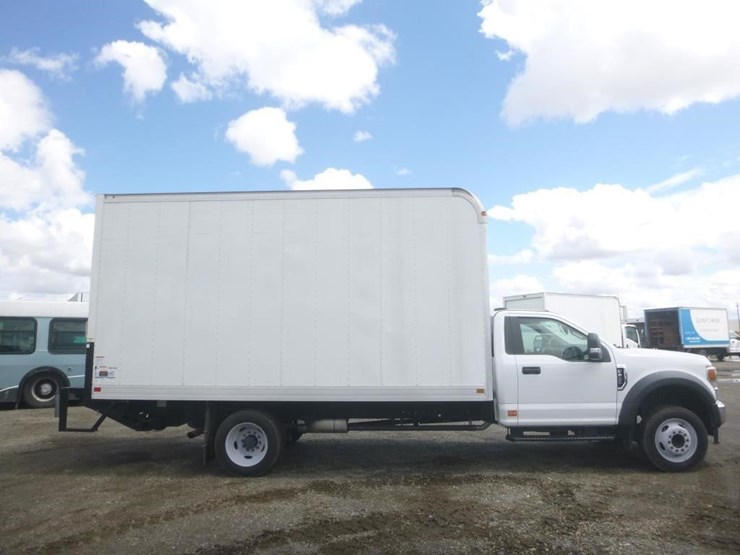 2022-ford-f450-xl-image-7