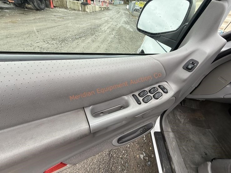 1995-ford-explorer-xlt-image-36