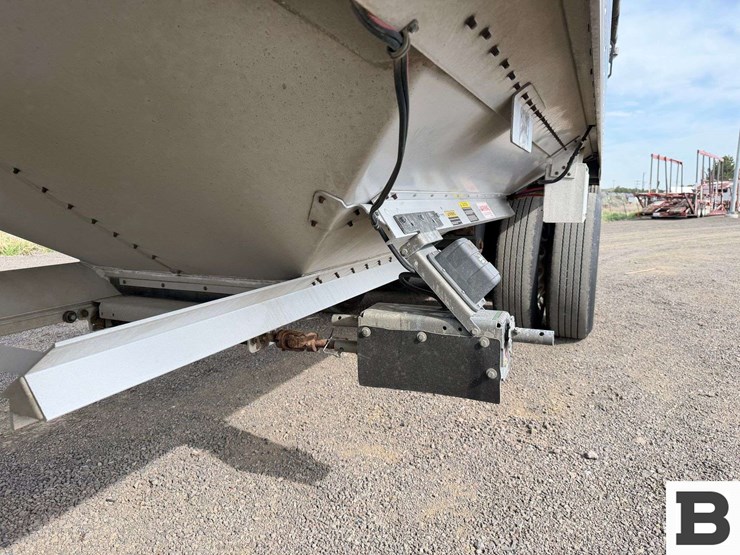 2017-timpte-hopper-bottom-image-26