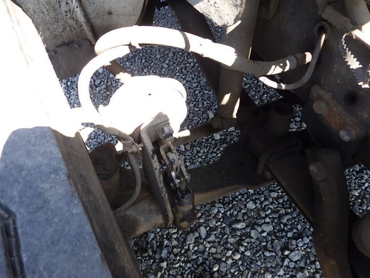 2005-utility-combo-image-30