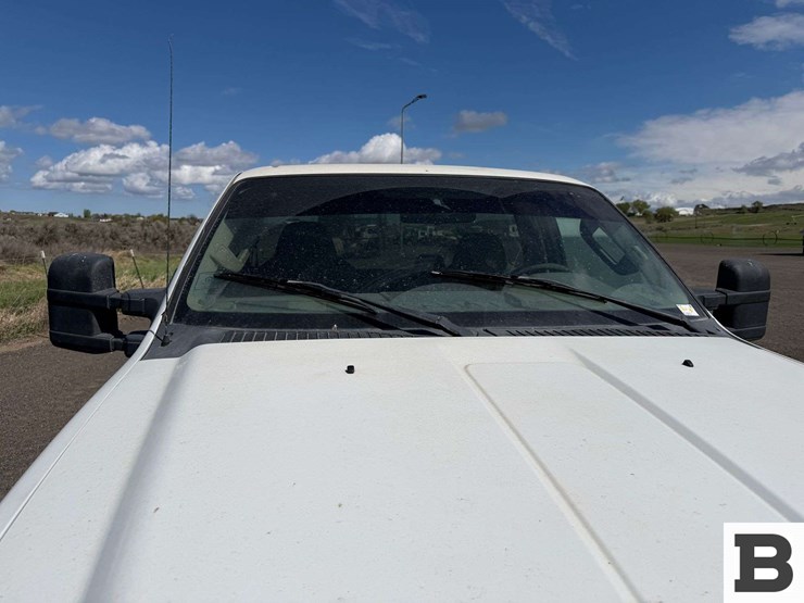 2010-ford-f250-image-9