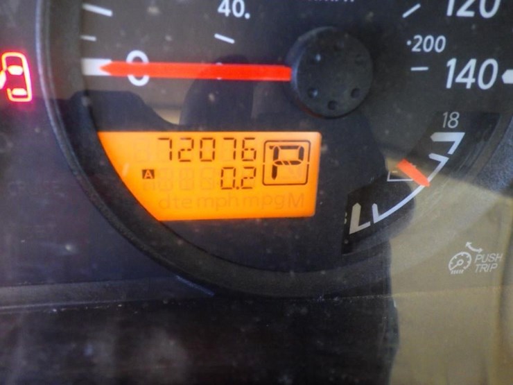 2018-nissan-frontier-image-12