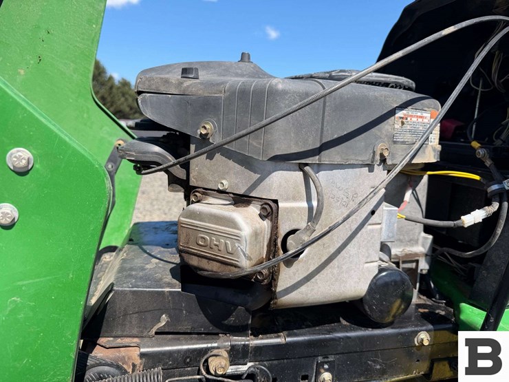 john-deere-l120-image-21