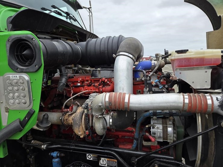 2015-kenworth-t800-image-33