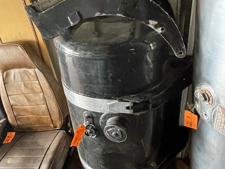 peterbilt-358-image-2