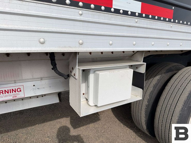 2017-timpte-hopper-bottom-image-28