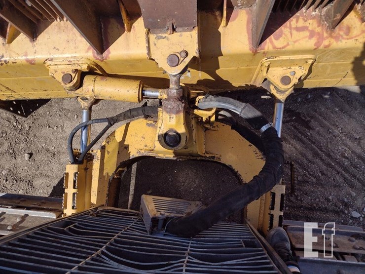 2006-deere-550j-lt-image-22