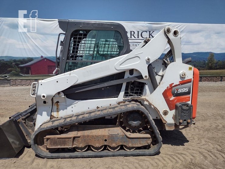 2021-bobcat-t595-image-14