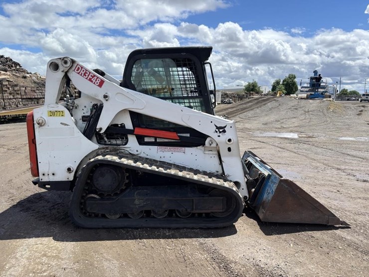 2016-bobcat-t650-image-7