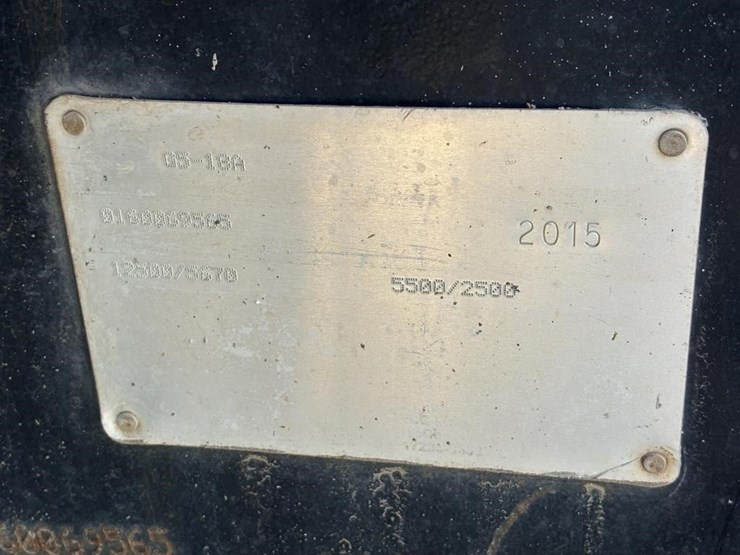 2015-jlg-g5-18a-image-24