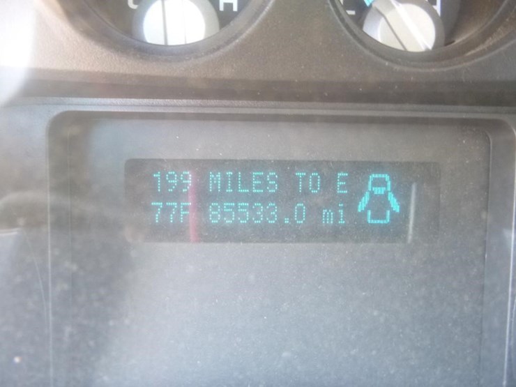 2011-ford-f550-image-25