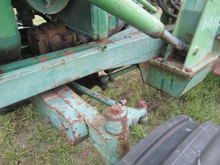 1982-john-deere-2840-image-33