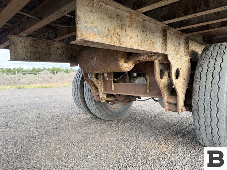 1984-fruehauf-open-top-image-13