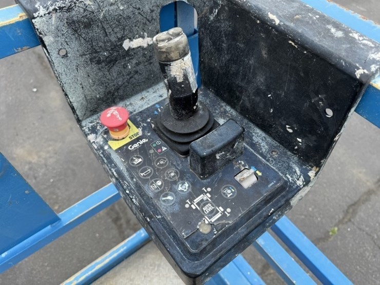 2014-genie-gs3369rt-image-26