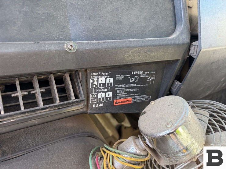 1998-international-f-4900-cab-&-chassis-truck-image-55