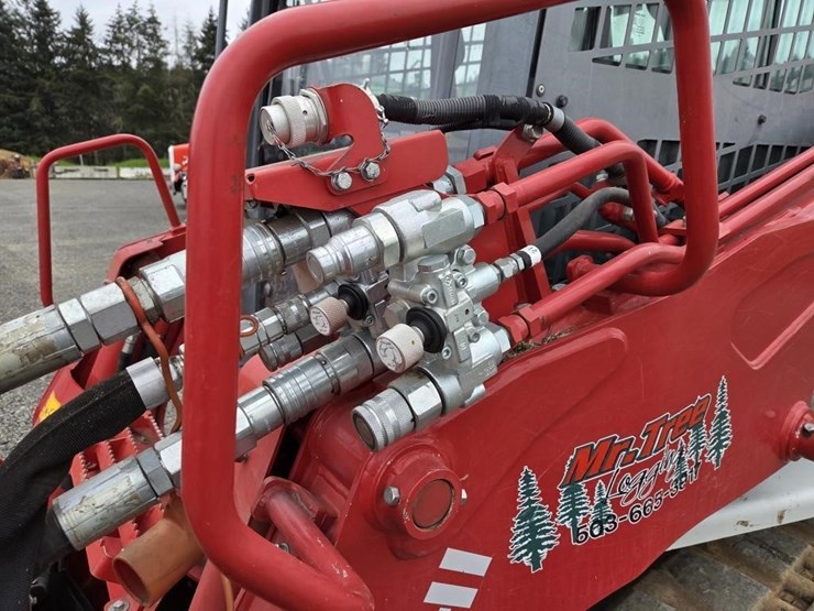 2022-takeuchi-tl12-image-9