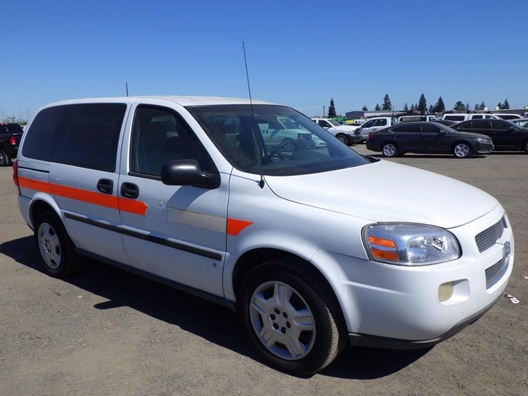 2008-chevrolet-uplander-image-3