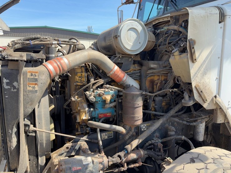 2002-kenworth-t800-image-8