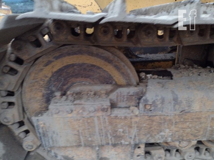 2005-deere-700h-lgp-image-25