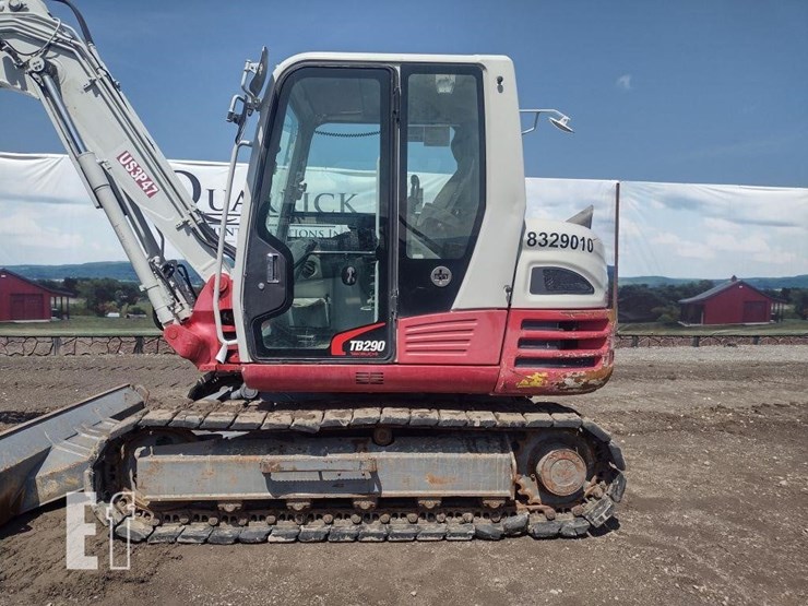 2019-takeuchi-tb290-image-10