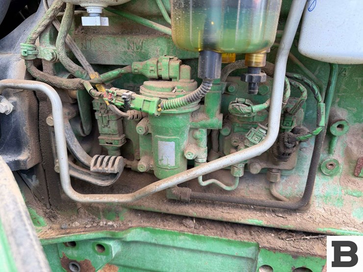 2013-john-deere-7200r-image-58