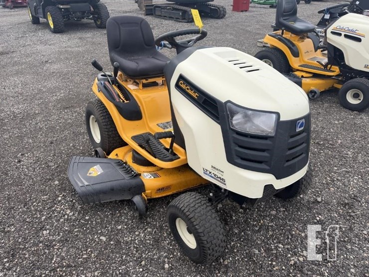 2013-cub-cadet-ltx1046-image-2