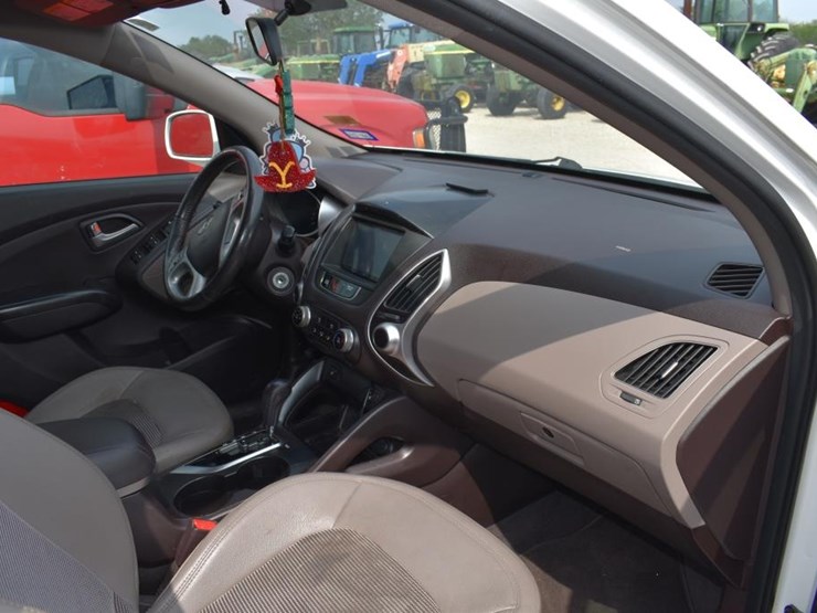 2013-hyundai-tucson-image-9