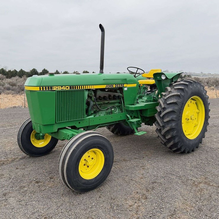 1980 JOHN DEERE 2940