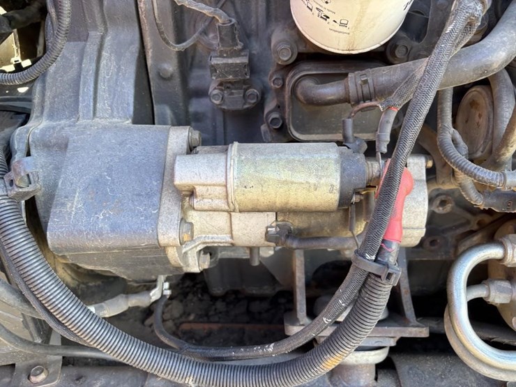 2016-bobcat-t650-image-33