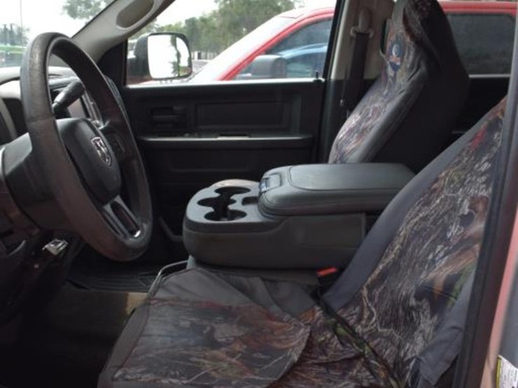 2016-dodge-2500-image-8